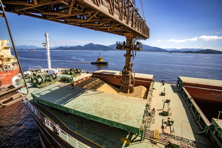 COMÉRCIO EXTERIOR: Exportações paranaenses até novembro já superam números de 2022