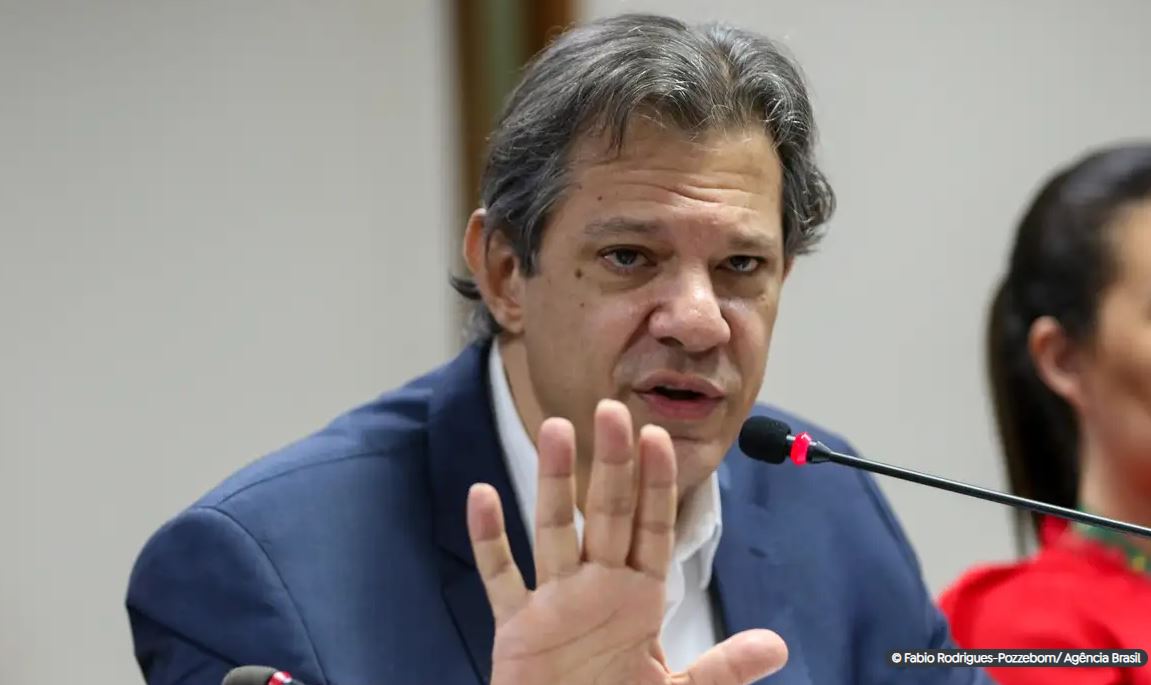 ECONOMIA: Carga tributária não justificará aumento do diesel, diz Haddad