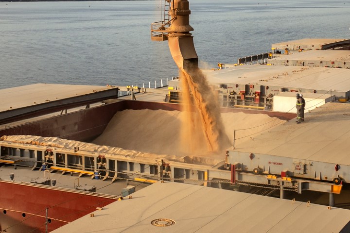 EXPORTAÇÕES:  Vendas do agro ao exterior crescem 40,8% em volume em 2023
