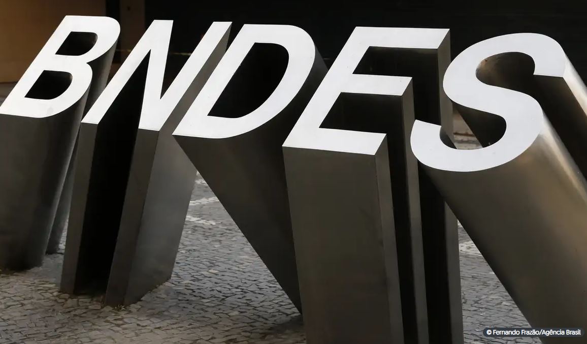 ECONOMIA: BNDES reduz em até 60% remuneração para operações de exportação