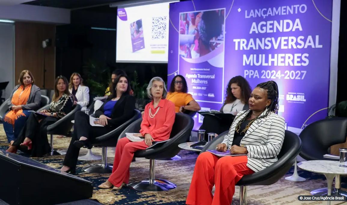 ECONOMIA: Plano prevê reduzir em 10% diferença salarial entre homens e mulheres