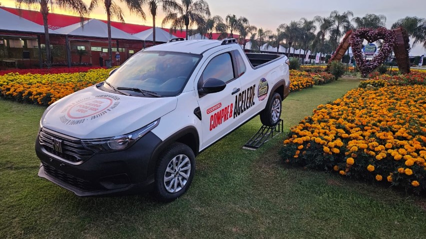 AGRO: Carro zero km da campanha Compre e Acelere, da Coopavel, sai para Braganey