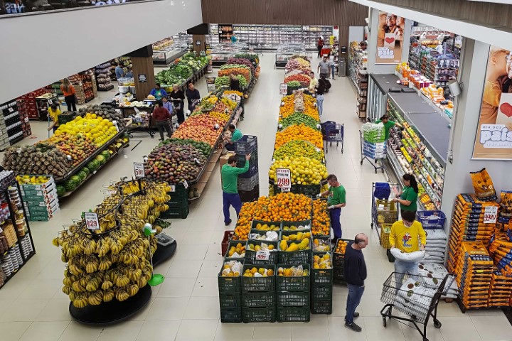 ECONOMIA: Tomate, batata e óleo de soja registram queda de preço, aponta índice do Ipardes