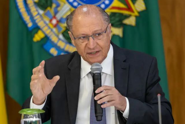 ECONOMIA: Governo regulamenta Programa Mover e debêntures de infraestrutura