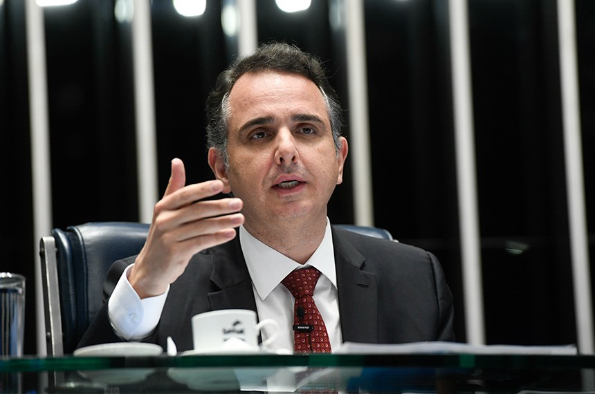 LEGISLATIVO: Pacheco prorroga MP, mas exclui reoneração de municípios