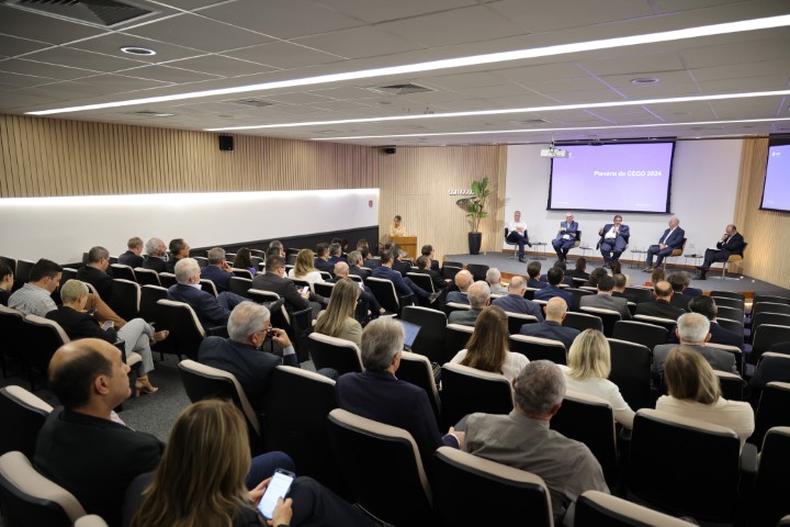 CECO: Plenária do Conselho Consultivo celebra importância do cooperativismo de crédito