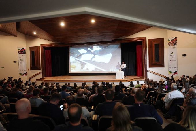 AGRO: Agrária Nutrição Animal realiza 2º Congresso Técnico de Bovinos de Leite