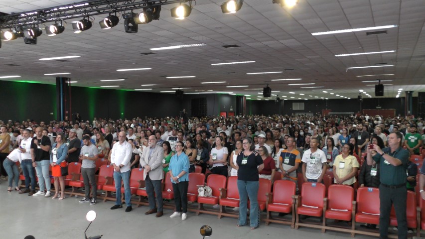 EVENTO: Congresso reúne trabalhadores em cooperativas do Paraná, em Foz do Iguaçu