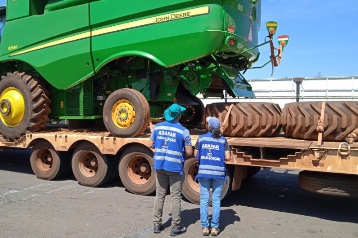 DEFESA AGROPECUÁRIA: Para prevenir pragas, Adapar normatiza acesso de máquinas agrícolas ao Paraná