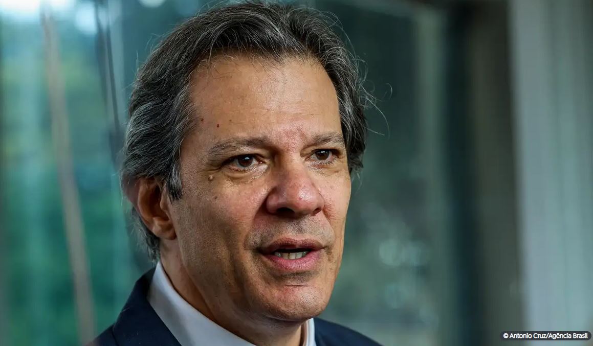 ECONOMIA: Haddad promete negociar texto de MP do PIS/Cofins com Congresso