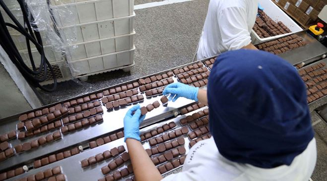 IBGE: Fabricação de produtos alimentícios foi a principal atividade industrial do país em 2022