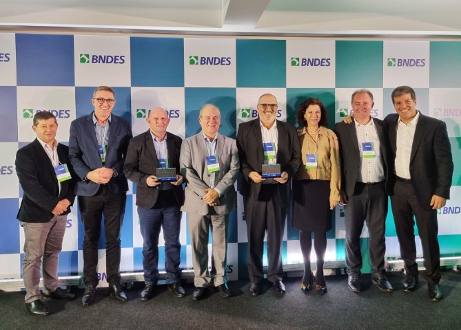 CRÉDITO: Cresol é destaque como agente financeiro do BNDES