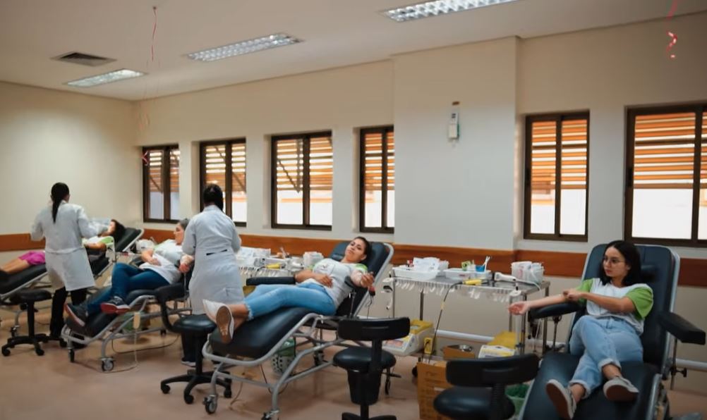 SAÚDE: Colaboradores da Unimed Londrina se unem para campanha de doação de sangue