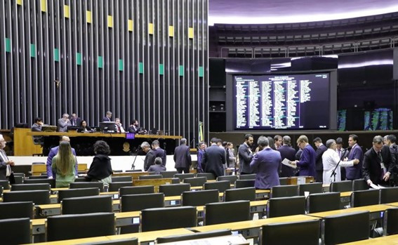 legislativo texto 26 08 2024