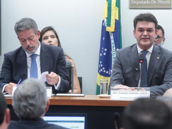 Comissão especial vai analisar ampliação da isenção do Imposto de Renda