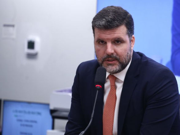 legislativo 12 12 2025