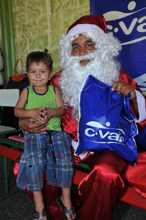 C.VALE II: Cooperativa promove confraternização em creches 