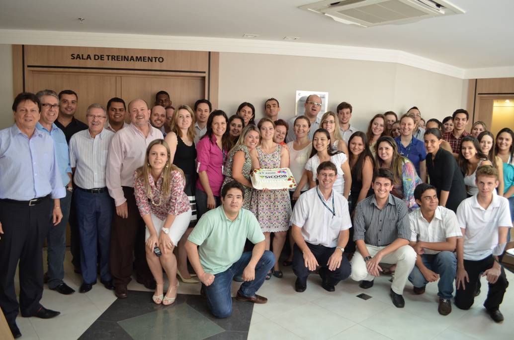 SICOOB METROPOLITANO: Cooperativa completa 13 anos 