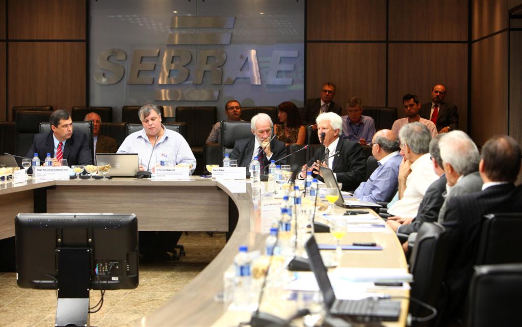 SEBRAE/PR: Koslovski participa da reunião do Conselho Deliberativo da entidade 